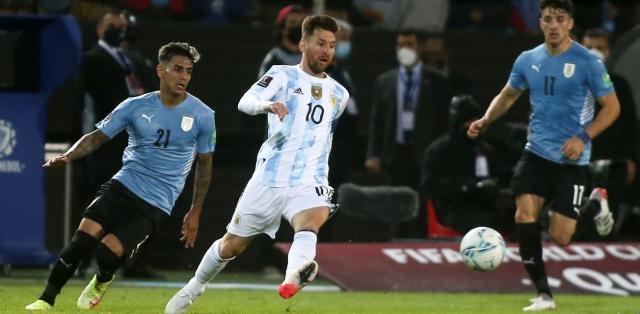 1636793120805018018.jpg lionel-messi-entro-a-los___1fyX3hwo4_1256x620__2.jpg